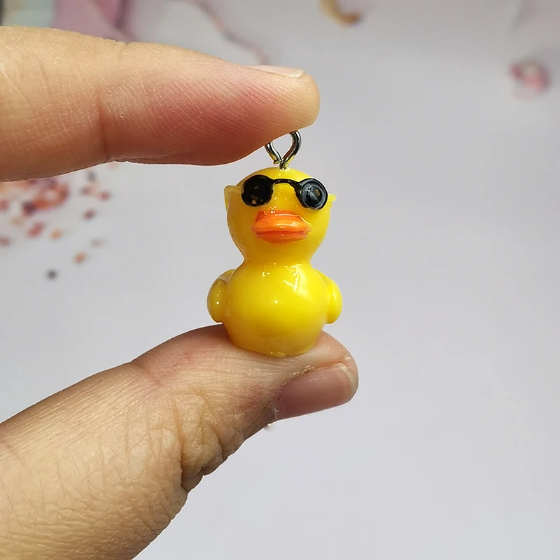 10 шт. подвеска в виде желтого утка из смолы