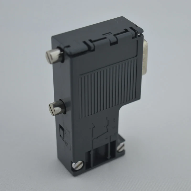 

6ES7972-0BA12-0XA0 972-0BA12 соединитель Profibus, замена 100%, имеют Фотоэлементы
