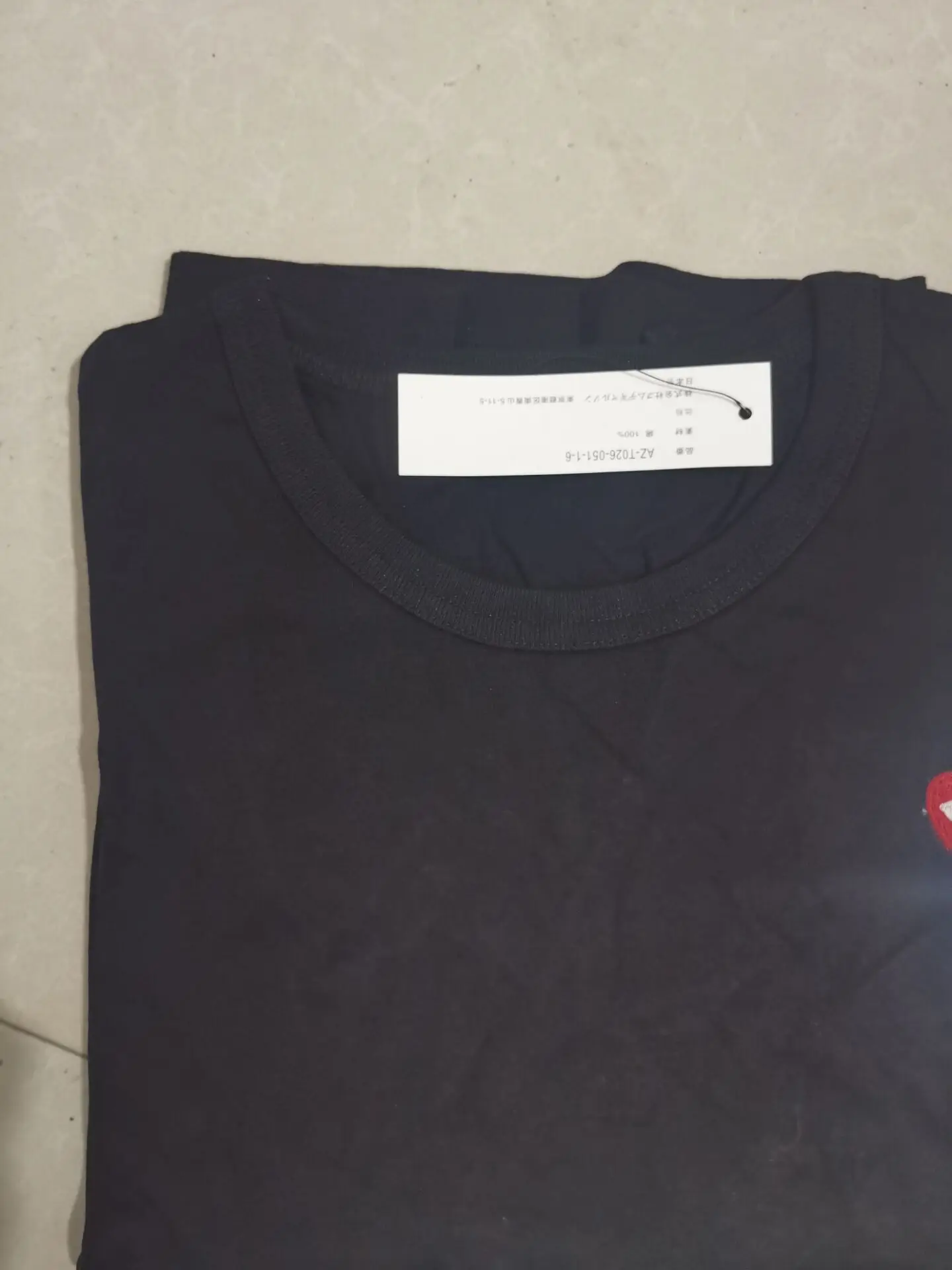 

Japanese Tees New Cotton T-shirt Love Peach Long-sleeved Round Neck T-shirt Men Women Loose Casual Head T-shirt With Eyes