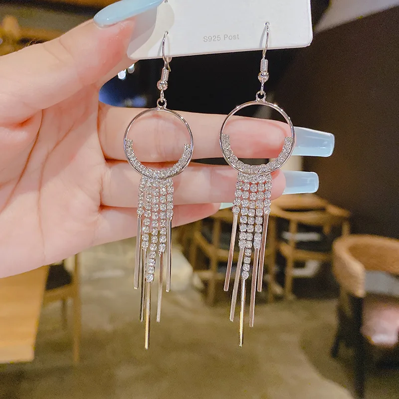 

New Temperamental Long Circle Inlaid With Diamond Tassel Earrings For Women Korean Fashion Earring Birthday Party Jewelry Gifts