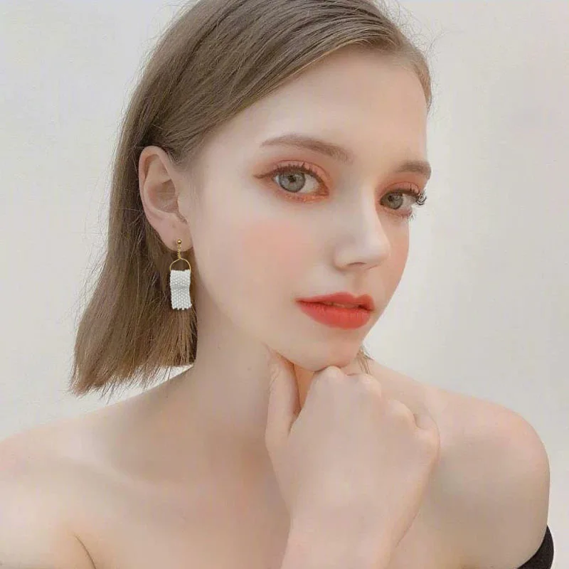 1 пара забавных висячих сережек из туалетной бумаги с искусственным жемчугом