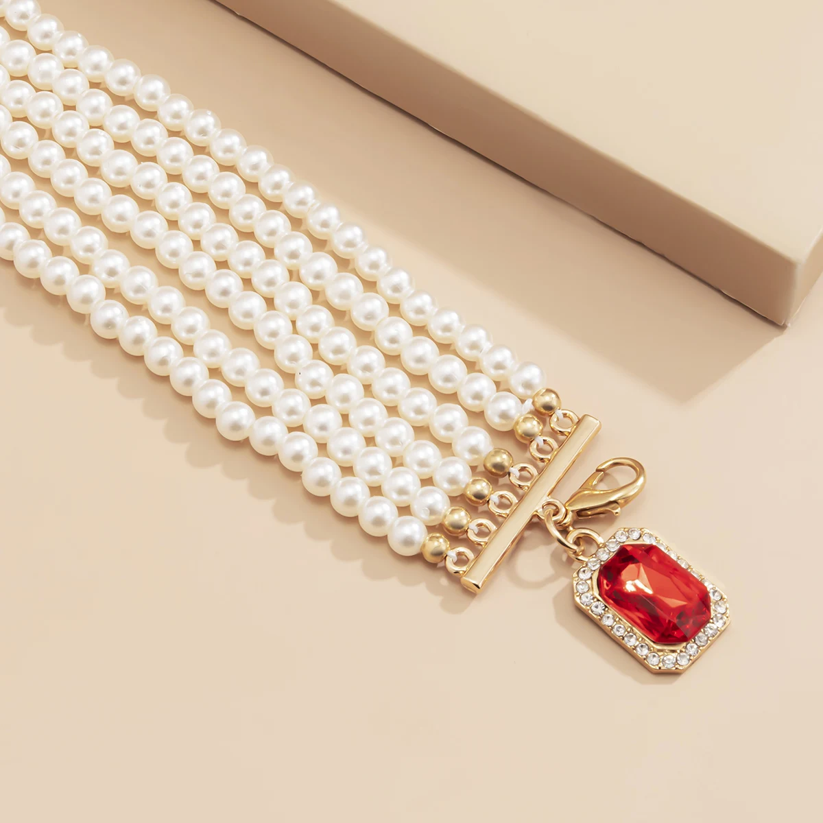 

Punk Unique Layered Baroque Simulated Pearl Necklace 2021 Red Gem Pendant Choker Necklace Bling Crystal Evening Party Jewelry