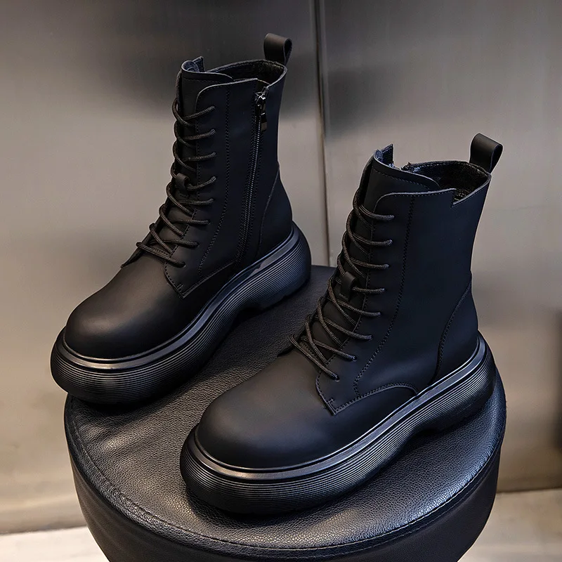 

Ботильоны женские черные на толстой подошве, кроссовки на платформе, повседневная обувь из натуральной кожи, полуботинки мартинсы для мото...