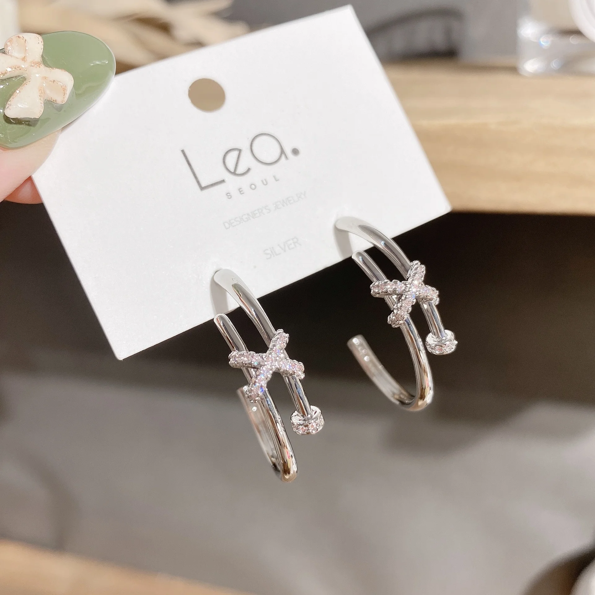 

925 Silver Needle Korean Fashion Indifference Earrings Women's Design Cross C-shaped Earrings Personality Net Red Earrings