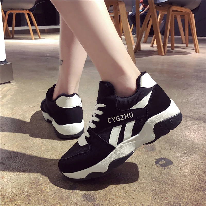 Женская прогулочная обувь уличные кроссовки для девушек летние дышащие