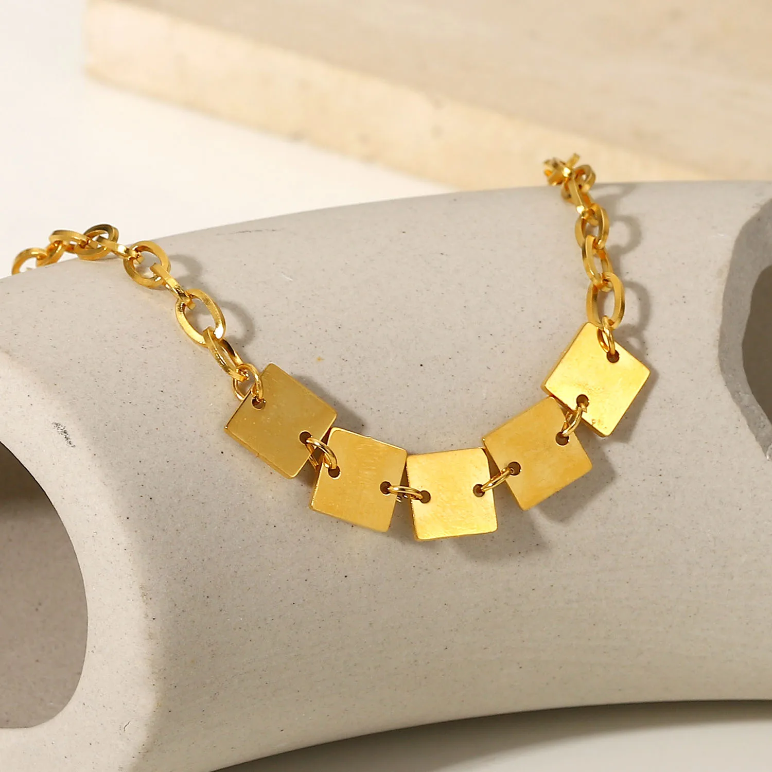 Браслет ручной работы из нержавеющей стали с квадратным шармом дешевый Женский