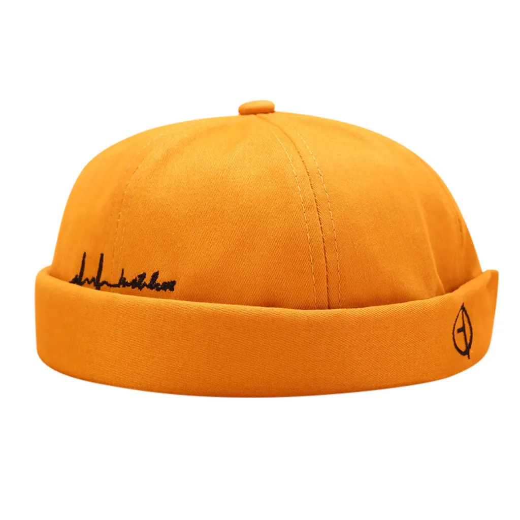 Шапка бини с черепом для мужчин и женщин однотонная Повседневная в байкерском