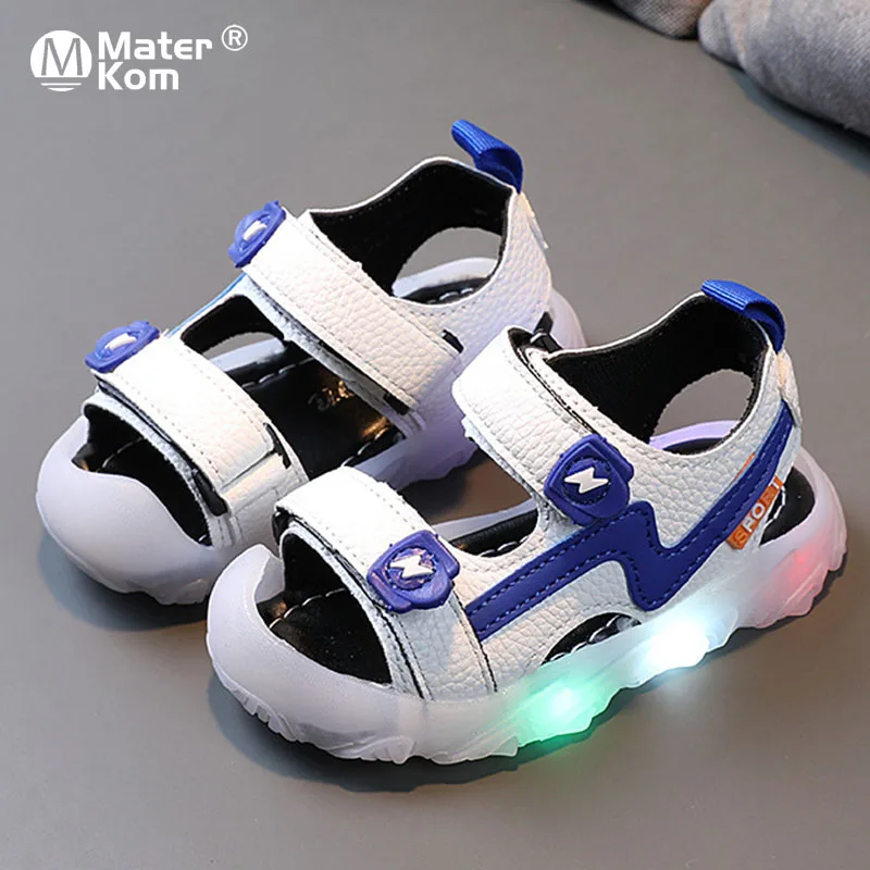 

Size 21-30 Baby Boys Shoes With Lights Breathable Children Shoes Glowing Non-slip Kids Sandals Soft Bottom Beach Shoes For Girls