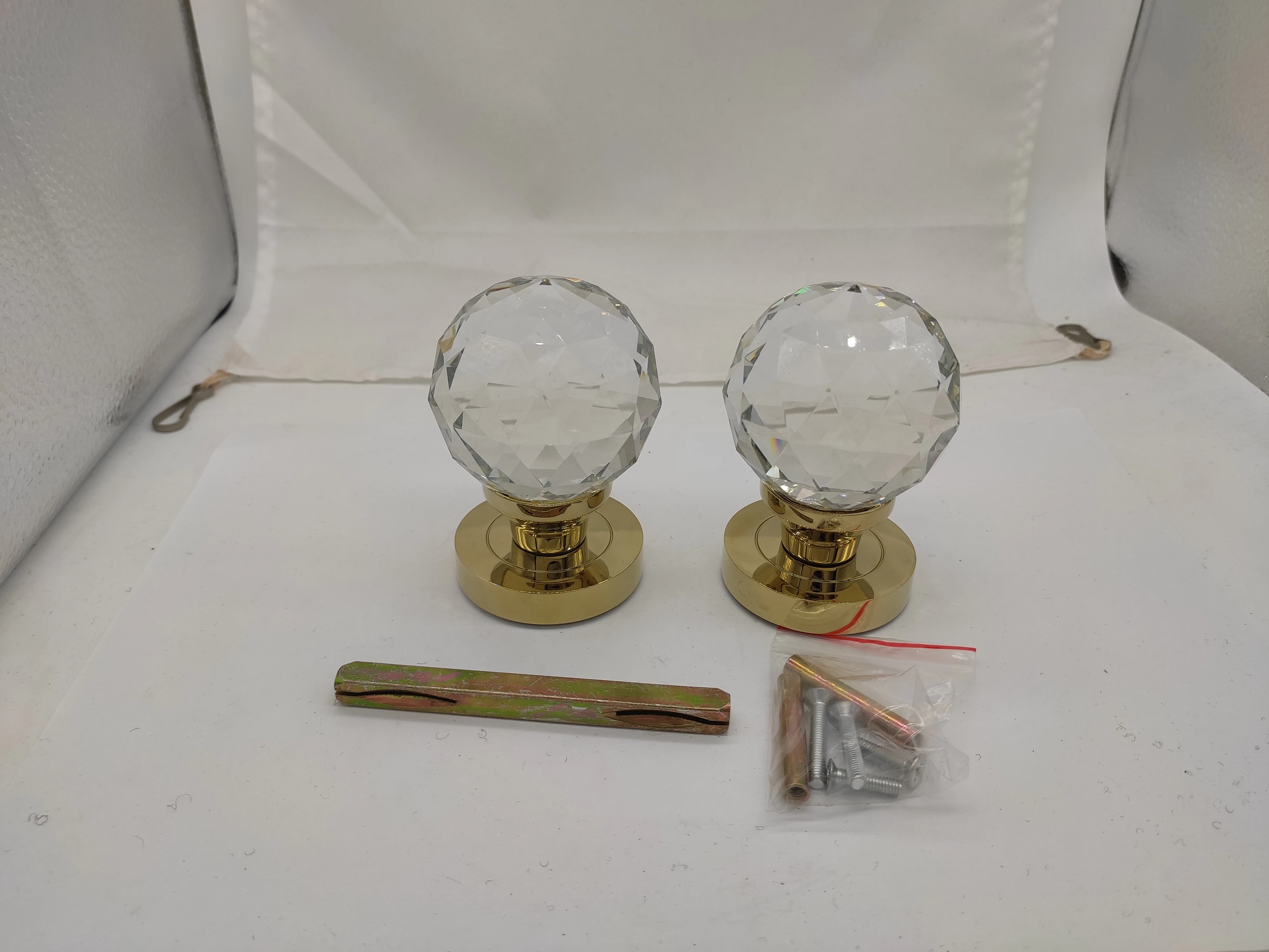 Прозрачный цинковый сплав позолоченный и хромированный Твердый K9 кристалл с