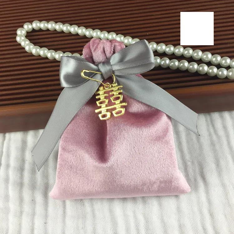 

20pcs long plush wedding candy boxes velvet fabric gift pouches for party decor deep pink jewelly packaging bags party favors