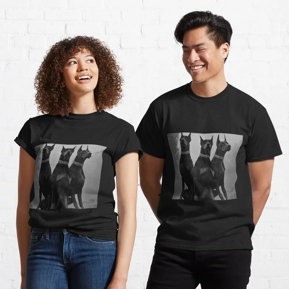 

Tops T Shirt Women Queen Dobermans Classic T-Shirt