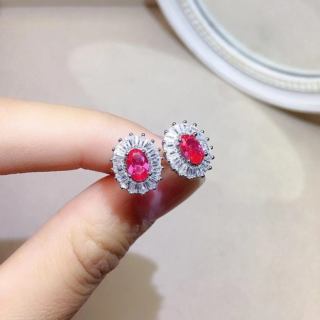 Серьги из серебра 925 пробы с натуральным топазом 4 Х6 мм | Украшения и аксессуары