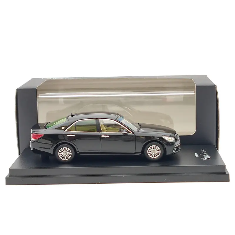

LA-X 1/43 For T~OTA Crown Hybrid Royal Saloon G 14 Generation L43018 Models Black