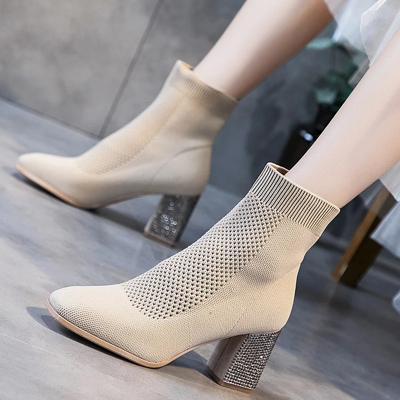 Новинка женские ботинки до середины икры из эластичной ткани с кристаллами