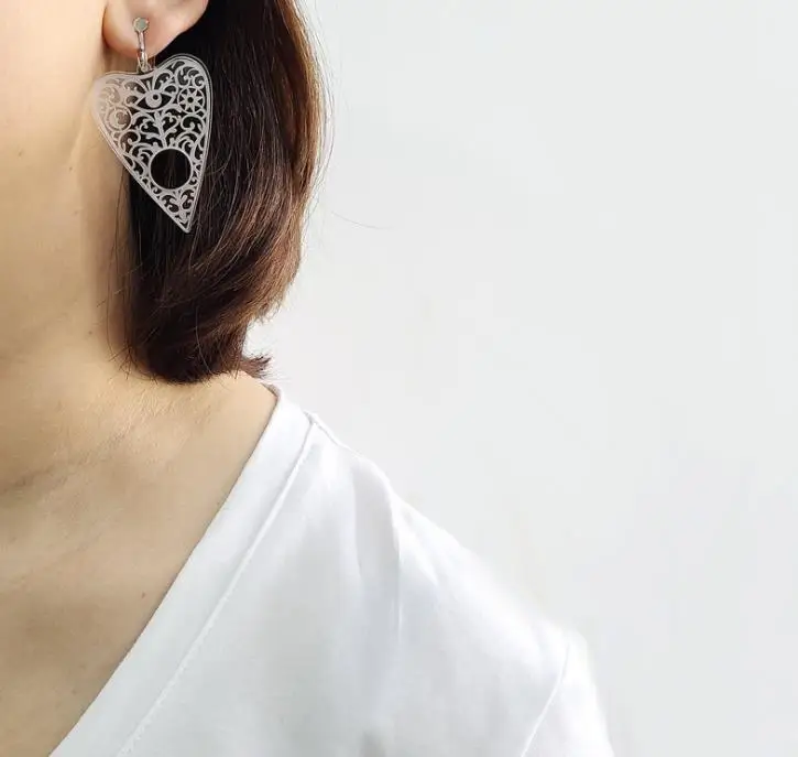 Прозрачные Акриловые глаза ретро-гитара Pick музыка фестиваль Band серьги |