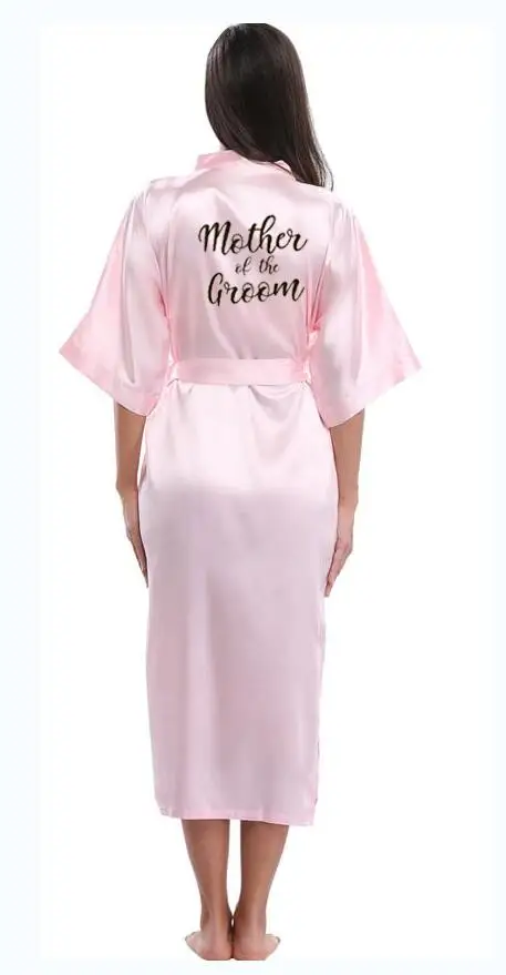 Халат-кимоно атласный с белыми и черными буквами | Женская одежда