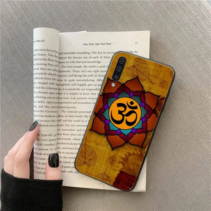 

retro Galactic Gautama Buddha Budha Phone Case For Samsung galaxy S 9 10 20 A 10 21 30 31 40 50 51 71 s note 20 j 4 2018 plus