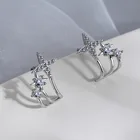 Серьги-гвоздики женские со сверкающей звездой и фианитами