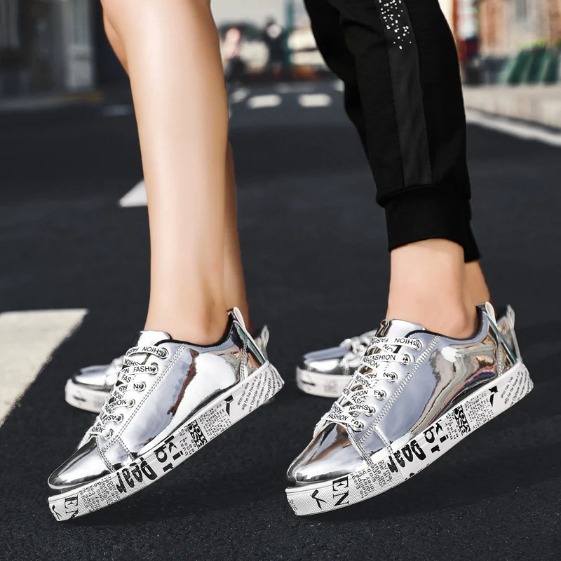 Кроссовки из лакированной кожи для влюбленных повседневная обувь тренировок