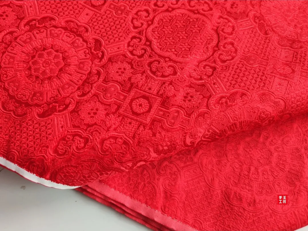 Buddhist golden flowers Jacquard Silk fabric brocade Satin for COSPLAY/Kimono/Mongolia clothing/Stage suit 1 order=1meter | Дом и сад