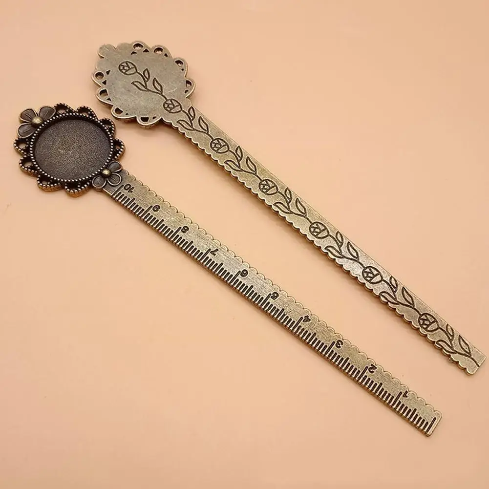 

Vintage Metal Bookmark with Ruler Exquisite Hollow Book Marker Stationery Base School Gift Suppl out Page Office For Kids F S7G9