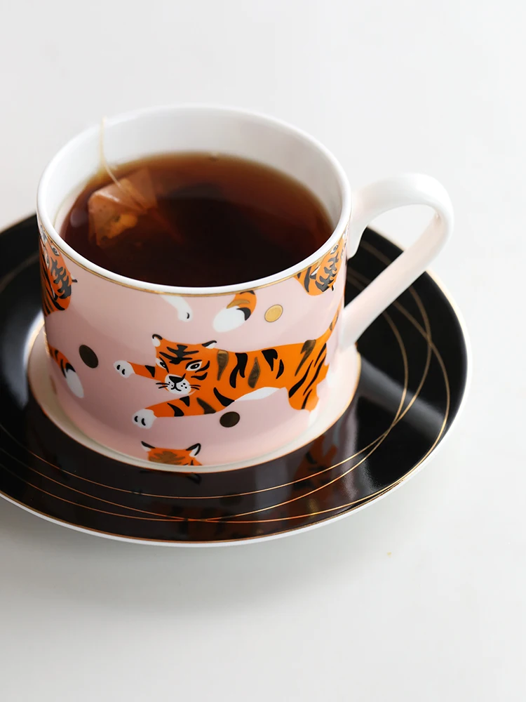 300 мл Роскошные чайные кофейные чашки королевские матовые керамические