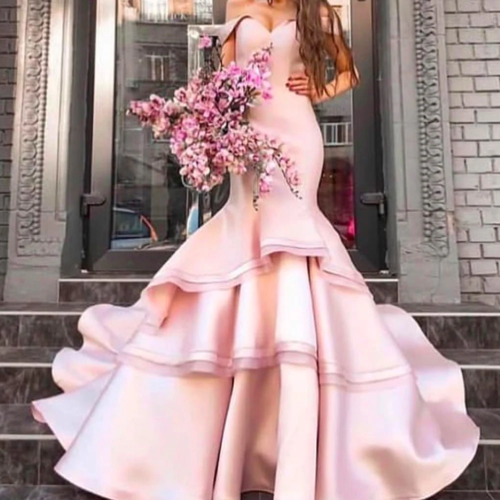

pink prom dresses 2020 sweetheart neckline off the shoulder ruffle tiered satin mermaid evening dresses