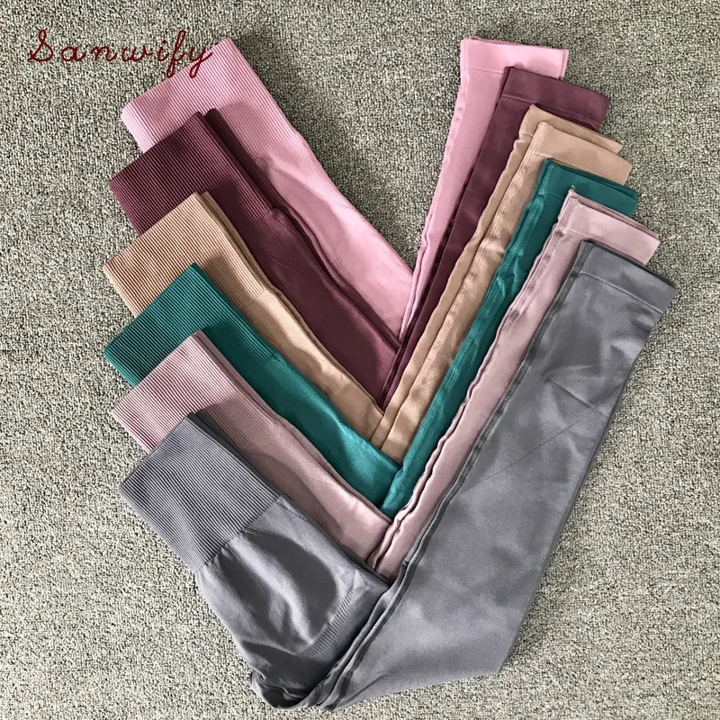 

Seamless Gym Clothing 2 Piece Set Women Sportswear Yoga Leggings Padded Sports Bra Sport Suit Workout Clothes For Women