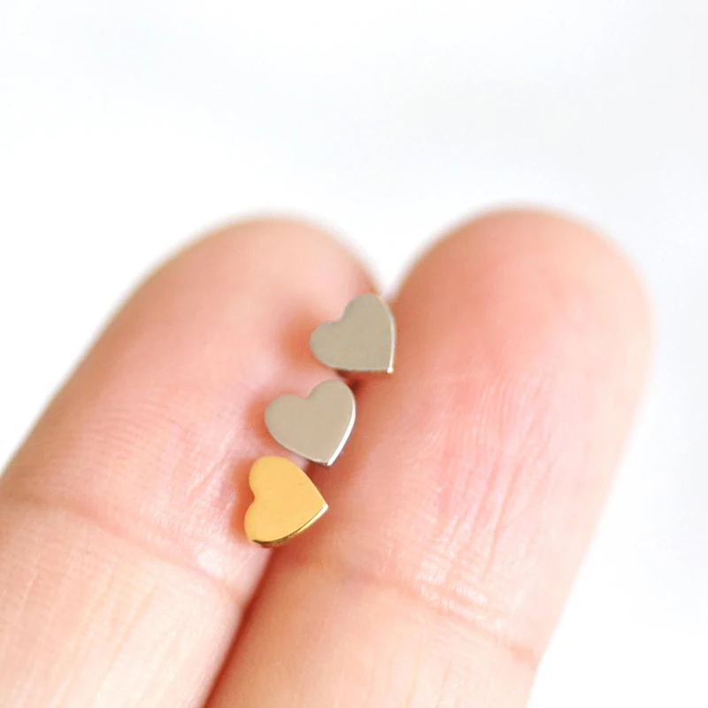 

Stainless Steel Heart-Shaped Stud Earrings Cute Sweet Women Earrings Gold Silver Color Party Fashion Jewelry Accessories Gifts