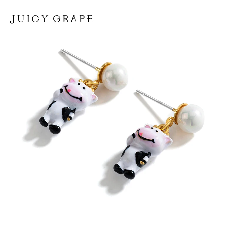 

Juicy Grape Enamel Cow Stud Earrings Girl New Trendy Cow Earrings 2021 Cute Zodiac Cow Earrings Honey Gift