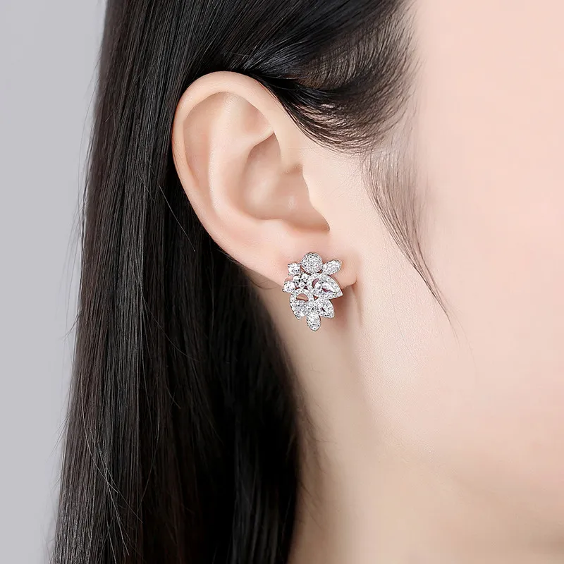 

FXLRY Elegant White Color AAA Cubic Zirconia Leaves Stud Earrings for Women DatingFashion Jewelry Birthday Gift
