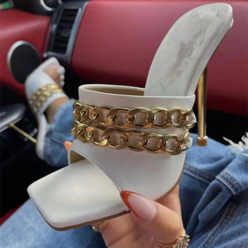 

2021 Summer Fashion New Female High Heels Korean Metal Chain All-Match Slippers
