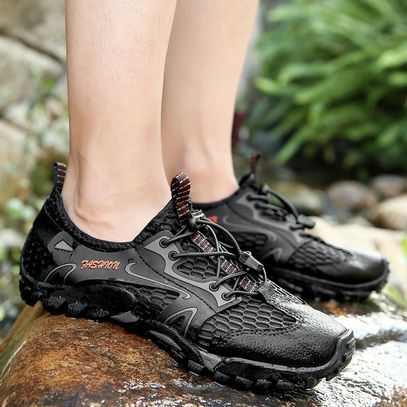 Мужские летние пляжные туфли Нескользящие сетчатые дышащие без застежки для