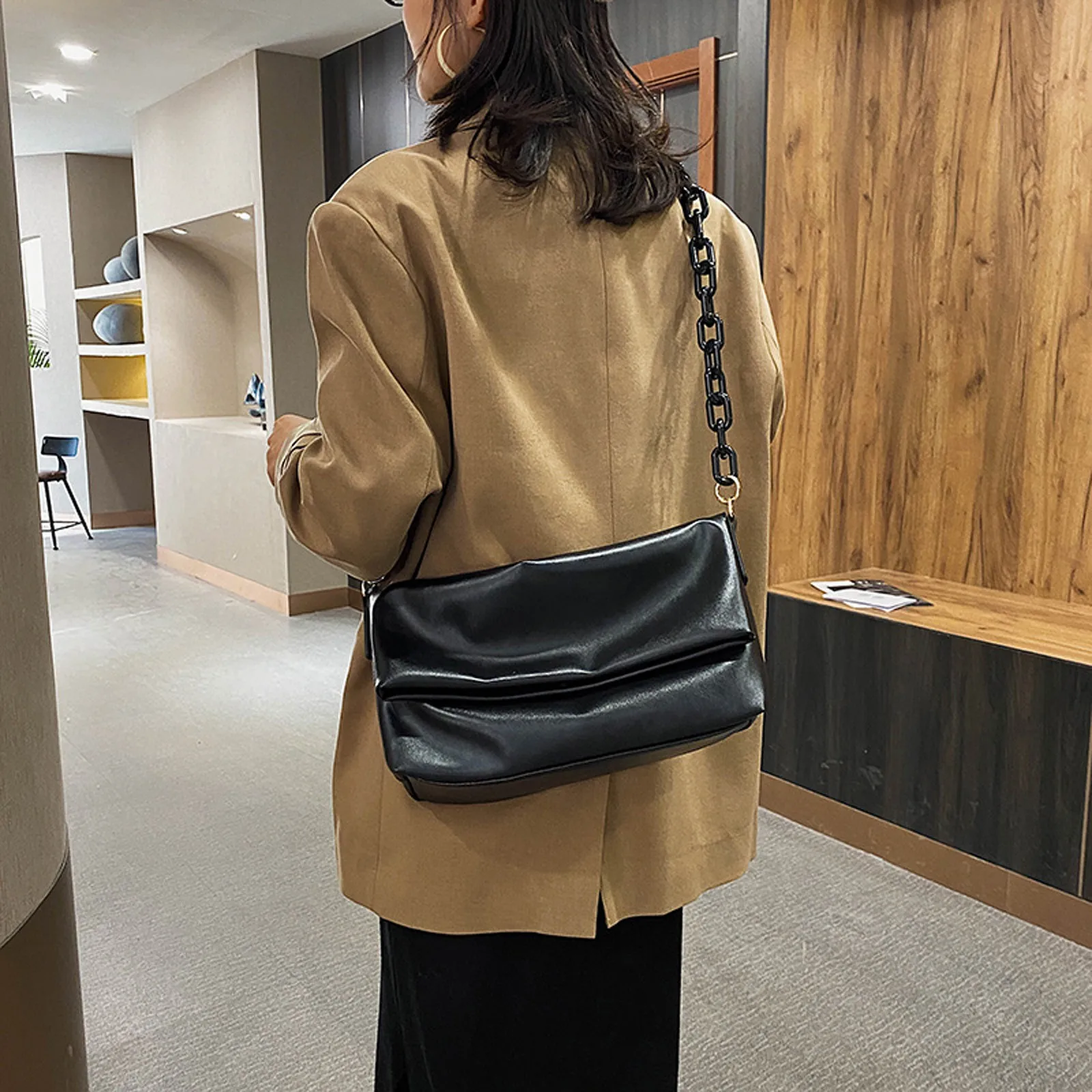

Women Luxury Designer Cloud Clutch Bag 2021 Hot New Trendy Fashion Ladies Thick Chain Shoulder Bag Soft Women Handbag Tote#G30