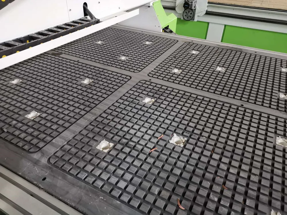 Multi Process Woodworking Engraving Machine cheap wardrobe cabinet door making PVC mdf hole cutting engraving machine |