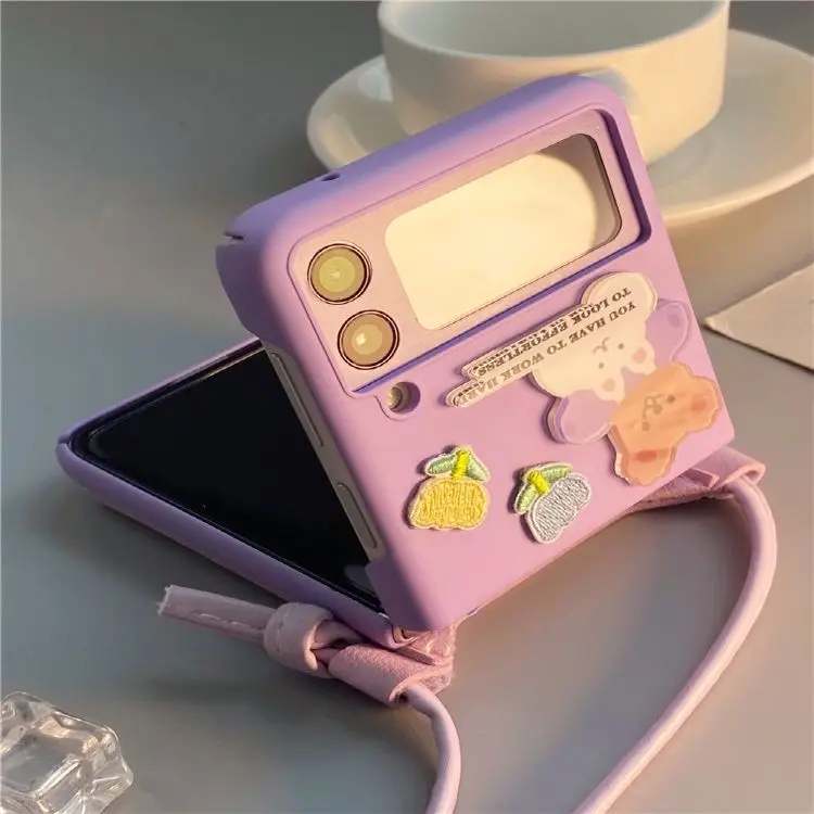 

For Samsung Galaxy Z Flip 3 Case F7110 Case Crossbody Bear Phone Case Folding Lanyard