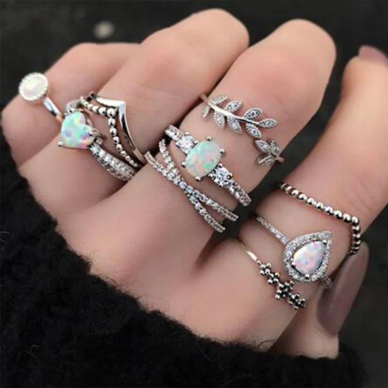 

Tocona 9Pcs/set Bohemian Leaf Heart Water Drop Moonstone Ring Set Vintage Boho Jewelry Woemn Ring Wedding bijouterie 9485