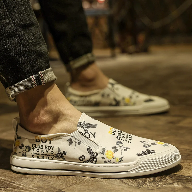 

Fashion Printed Summer Black Men Bee Loafers Low Breathable Silk Loafers Men Comfort Slip-on Flats Shoes Men's Embroidered Shoes