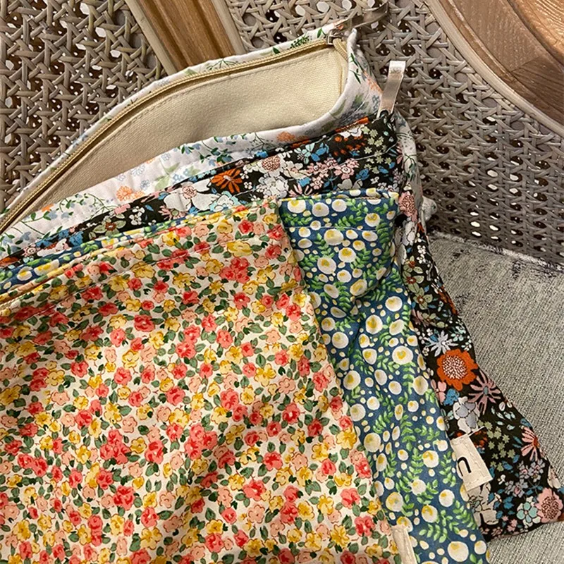 

Retro Floral Cosmetic Bag Cotton Fabric Make Up Organizer Women Necesserie Beauty Storage Case Large Travel Toiletry Washing Bag