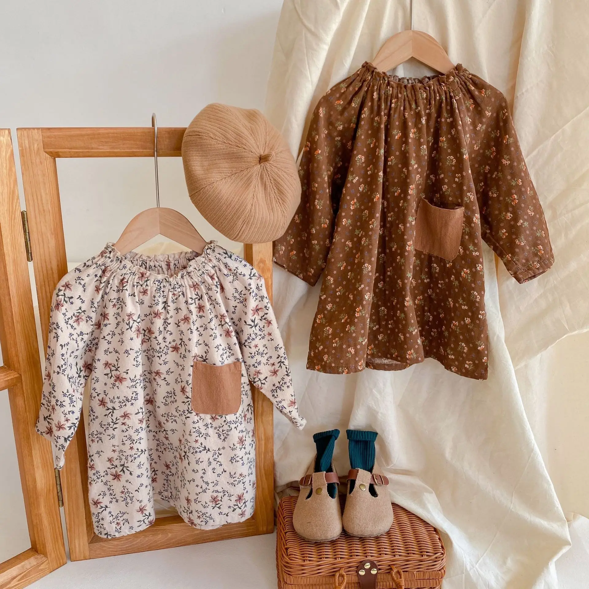 

Spring and Autumn New Girls Floral Dress Girls Long Sleeve Round Tie Pocket Sweet Dress