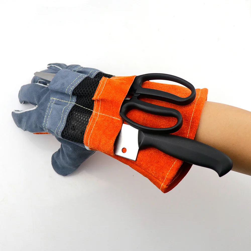 

One Pair BBQ Grill Gloves Heat Resistant Gloves Non-Slip Cooking Baking Barbecue Oven Gloves BBQ Accessories