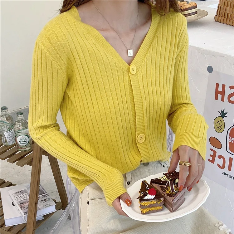 

2020 early autumn new knit cardigan women's short style thin vertical striped slim shawl long-sleeved top coat