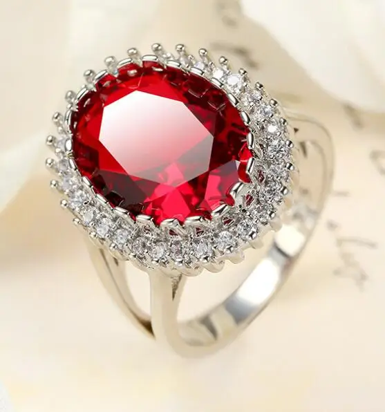 

Explosive Ring New Fashion Zircon Jewelry Female Wedding Handwear in Europe and America