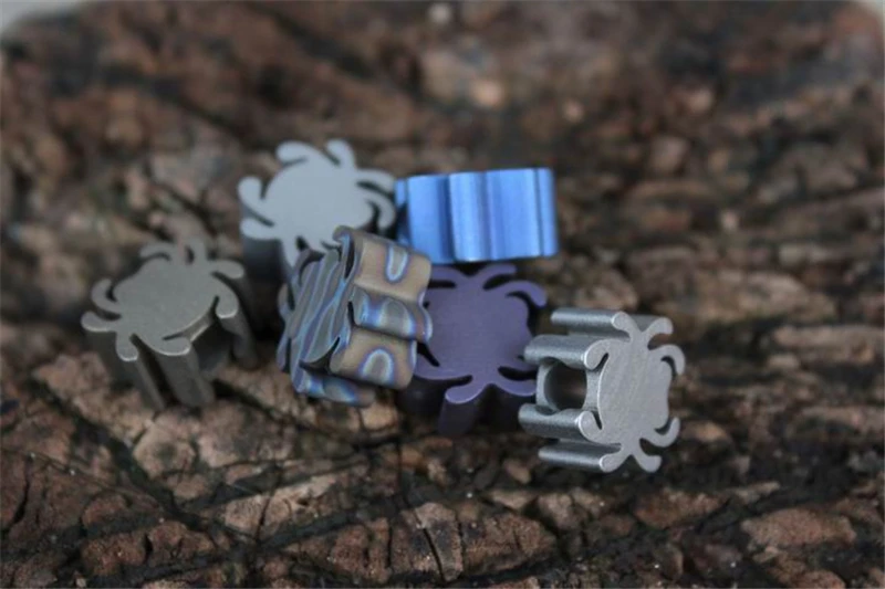 Creative Spider Shaped Beads Titanium Paracord Lanyard Bracelet Necklace Pendant Cosplay Accessories Jewelry Decor 1pcs | Украшения и