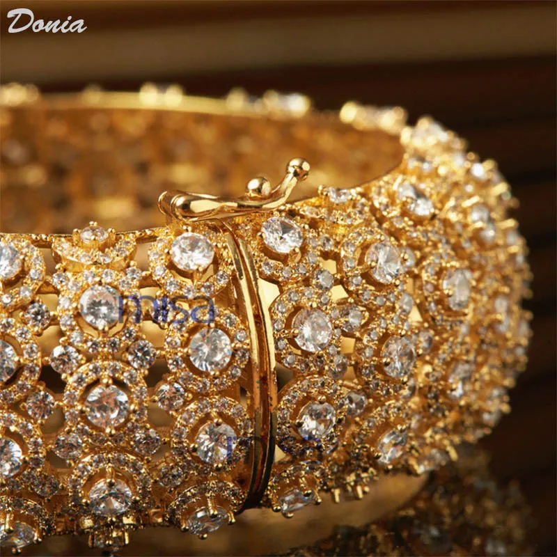 Ювелирные изделия Donia изысканный и простой браслет трехцветный полный круг AAA