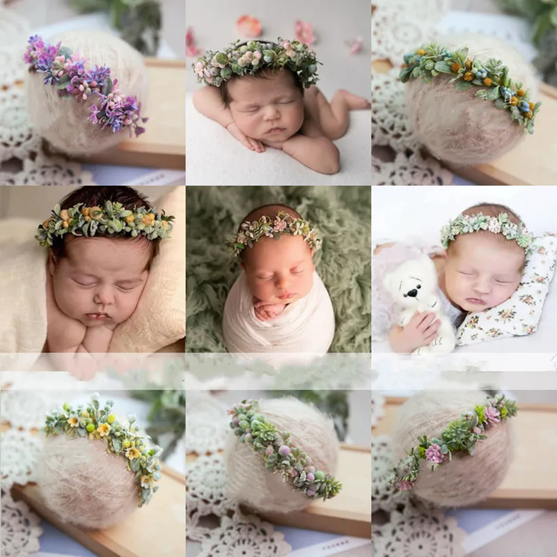 

Фотография детской фотосъемки с искусственными пластиковыми фотографиями