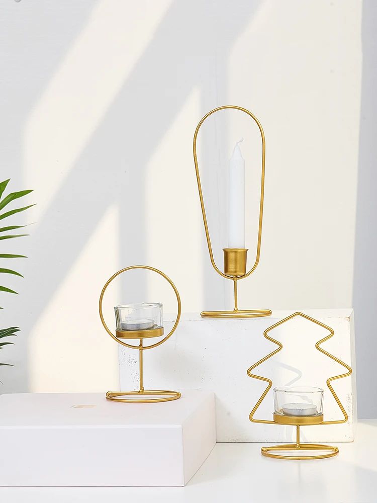 Золотой железный подсвечник в скандинавском стиле с геометрическим узором для