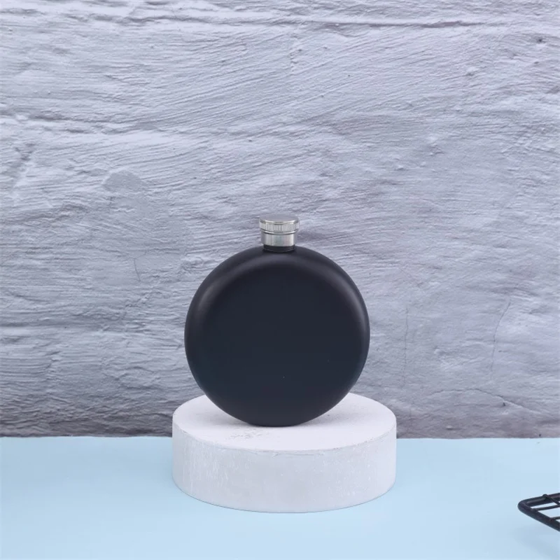 

Круглая фляжка для виски, водки, вина, 5 унций, колба-чулок, черная/зеленая/белая маленькая бутылка для алкоголя, уличные инструменты, 2022