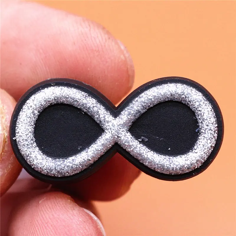 Original PVC Croc Shoe Charms NEW Socks Scarf Hat Tractor Cup Positive Infinity Shoes Decorations for Jibz Kids Party Gifts U200