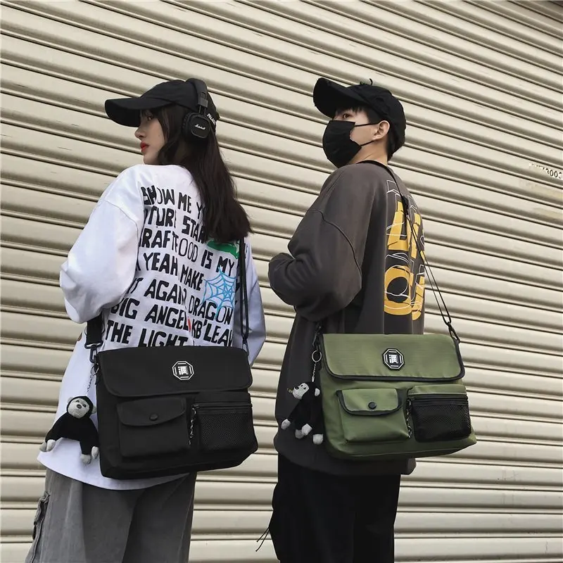 

2022 Japanese Style Crossbody Bag Unisex Nylon Cloth Shoulder Pouch Waterproof Men Messenger Bags Fashion Designer Handbag
